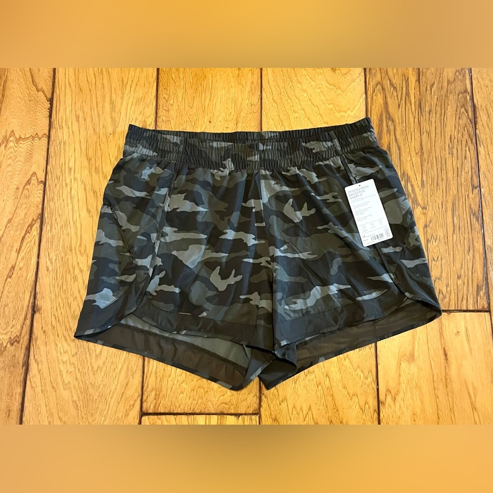 NWT Athleta Camo Print Women's Shorts